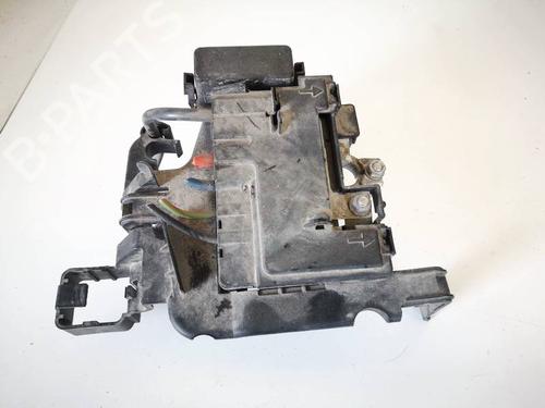 Used Fuse box Fuse box VW POLO V (6R1, 6C1) 1.4 (6R1) (85 hp) 32955674 32955674