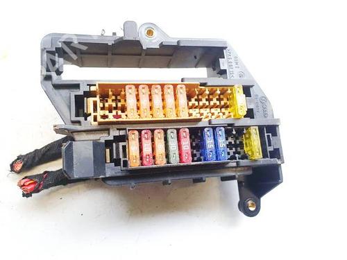 Used Fuse box Fuse box AUDI A6 C6 (4F2) 3.0 TDI quattro (233 hp) 40486209 40486209