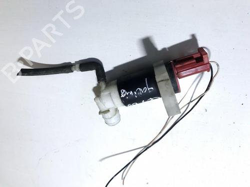 Used Washer pump Washer pump HONDA CR-V II (RD_) 2.2 CTDi (RD9) (140 hp) 35843253 35843253