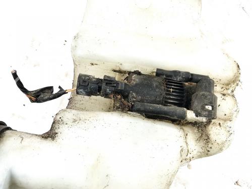 Used Washer pump Washer pump RENAULT CLIO II (BB_, CB_) 1.6 (B/CB0D, BB00) (90 hp) 35636172 35636172