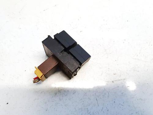 switch-vw-golf-v-1k1-2003-2004-2005-2006-2007-2008-2009-2010-32572422 main image