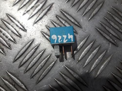Used Electronic sensor Electronic sensor TOYOTA RAV 4 III (_A3_) 2.2 D (ALA35_) (150 hp) 33504248 33504248