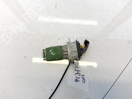 Used Heater resistor Heater resistor VW GOLF V (1K1) 1.9 TDI (105 hp) 35472552 35472552