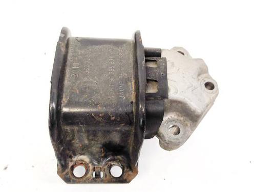 Used Engine mount PEUGEOT 5008 (0U_, 0E_) 1.6 HDi (112 hp) 32936814