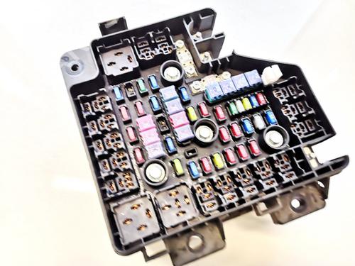 Used Fuse box Fuse box HYUNDAI SANTA FÉ II (CM) 2.2 CRDi GLS (150 hp) 33108828 33108828