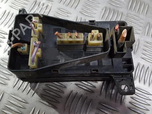 fuse-box-vw-golf-v-1k1-2003-2004-2005-2006-2007-2008-2009-2010-33491663 main image