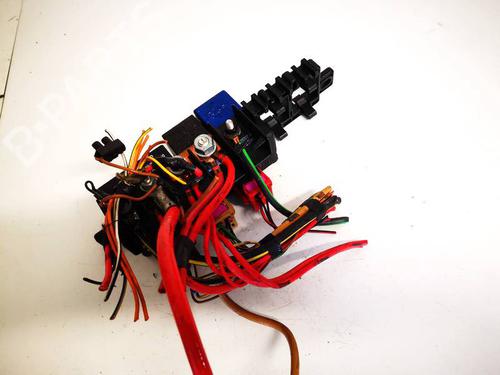 Fuse box VW PASSAT B5 Variant (3B5) 1.9 TDI | BP32578051E1 