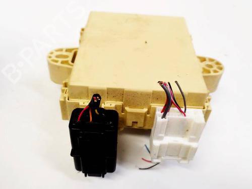 Fuse box LEXUS RX (_U3_) 400h AWD (MHU38_) | BP32605330E1 - Image 3