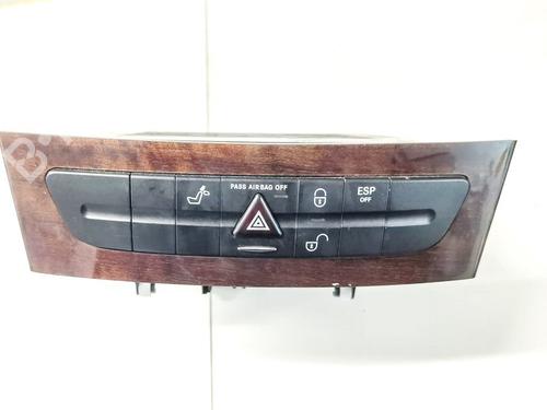 Used Warning switch Warning switch MERCEDES-BENZ E-CLASS (W211) E 200 CDI (211.004) (122 hp) 35560206 35560206