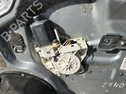 left-front-window-motor-ford-focus-ii-da_-hcp-dp-2004-2005-2006-2007-2008-2009-2010-2011-2012-2013-35672568 main image