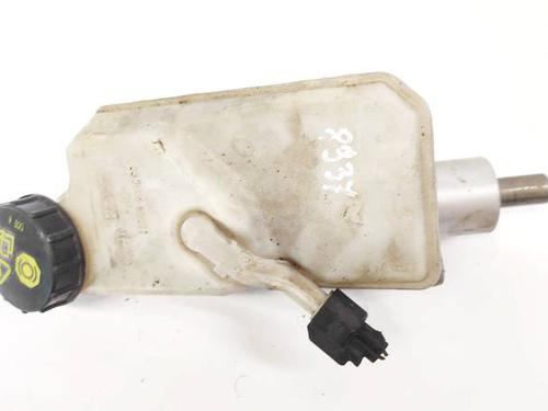 Used Brake master cylinder Brake master cylinder VOLVO V50 (545) 2.0 D (136 hp) 35315773 35315773