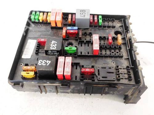 Used Fuse box Fuse box SKODA OCTAVIA II (1Z3) 2.0 TDI 16V (140 hp) 32948510 32948510