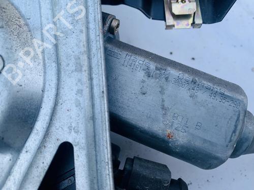 Left front window motor AUDI A4 B5 (8D2) 1.8 | BP35521119E21 - Image 3