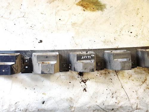 Used Rear bumper bracket Rear bumper bracket 35498360 35498360