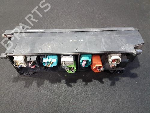 Used Fuse box Fuse box CHRYSLER VOYAGER / GRAND VOYAGER III (GS_, NS_) 3.3 i (158 hp) 33482096 33482096