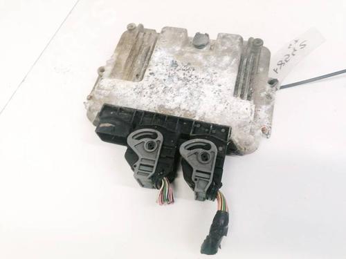 engine-control-unit-ecu-opel-movano-a-bus-x70-1998-32923794 main image