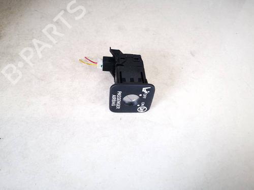 Used Switch Switch TOYOTA RAV 4 III (_A3_) 2.2 D 4WD (ALA30_, ALA30R) (177 hp) 32938708 32938708
