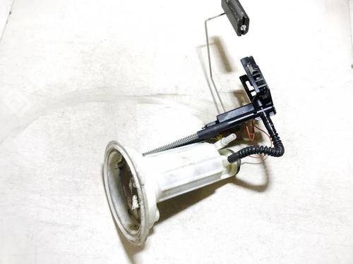 Used Fuel pump Fuel pump BMW 5 (E60) 525 i (192 hp) 35646530 35646530