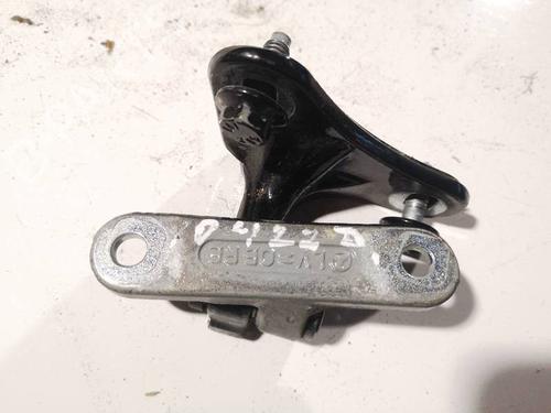 hingedoor-check-strap-mercedes-benz-c-class-w203-2000-2001-2002-2003-2004-2005-2006-2007-32574849 main image