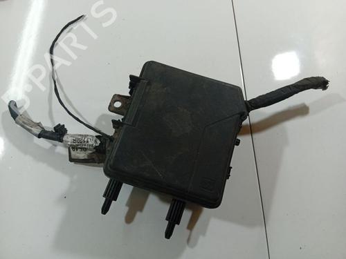 Used Fuse box RENAULT LAGUNA II (BG0/1_) 1.9 dCi (BG0R, BG0E) (100 hp) 32552037