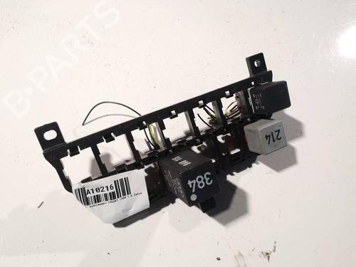 Used Fuse box VW PASSAT B5 Variant (3B5) 1.9 TDI (110 hp) 32579977