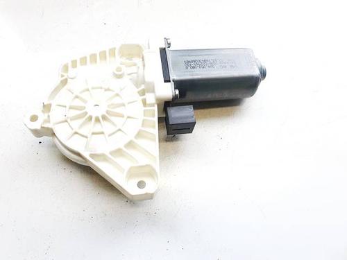 Right front window motor VW PASSAT B8 (3G2, CB2) 2.0 TDI | BP40028309E20 - Image 3