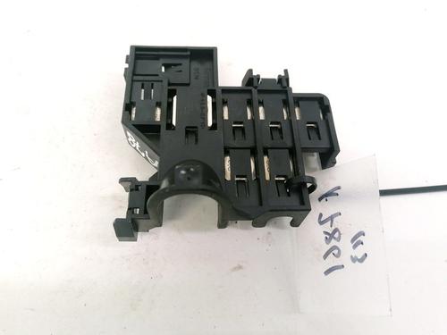 fuse-box-audi-a6-c6-4f2-2004-2005-2006-2007-2008-2009-2010-2011-32898903 main image