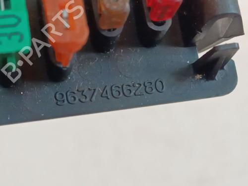 Fuse box CITROËN C4 I (LC_) 1.6 HDi | BP32537098E1 - Image 6