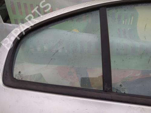 Used Rear right quarter glass Rear right quarter glass 35574323 35574323