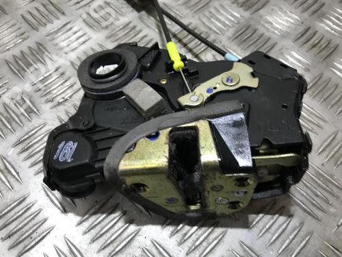 rear-right-lock-toyota-corolla-saloon-_e12_-2000-2001-2002-2003-2004-2005-2006-2007-2008-35690881 main image