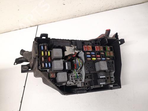 Used Fuse box Fuse box FORD GALAXY II (WA6) 2.0 TDCi (140 hp) 32891652 32891652