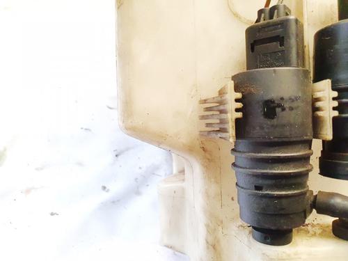 washer-pump-bmw-x5-e53-2000-2001-2002-2003-2004-2005-2006-35390771 main image