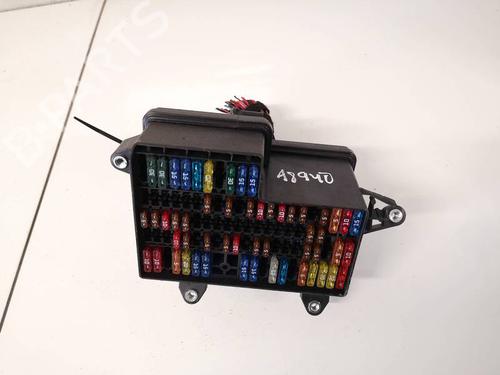 Used Fuse box Fuse box VW PHAETON (3D1, 3D2, 3D3, 3D4, 3D6, 3D7, 3D8, 3D9) 3.2 V6 (241 hp) 32937364 32937364