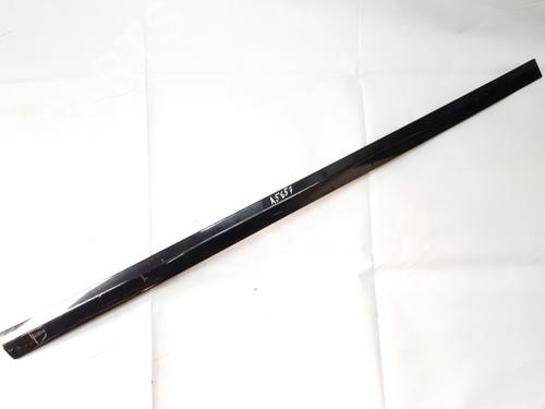 rubber-door-seal-mercedes-benz-c-class-w203-2000-2001-2002-2003-2004-2005-2006-2007-35627435 main image