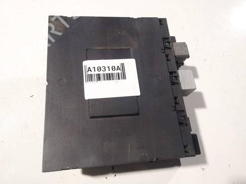 Used Fuse box Fuse box 32576550 32576550