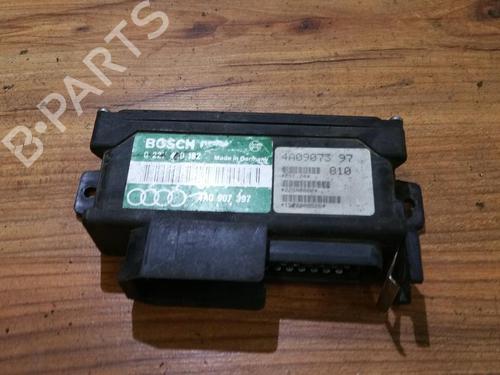 Used Electronic module Electronic module AUDI 80 B4 Saloon (8C2) 1.6 (71 hp) 33531578 33531578