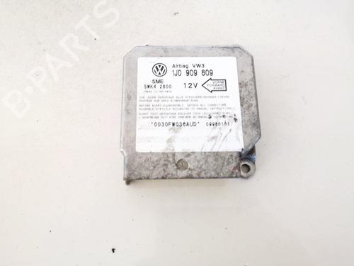 Used ECU airbags ECU airbags VW GOLF IV (1J1) 1.9 SDI (68 hp) 33071426 33071426