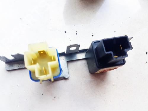 Electronic sensor SUBARU FORESTER (SF_) 2.0 AWD (SF5) | BP33524249M84 - Image 2