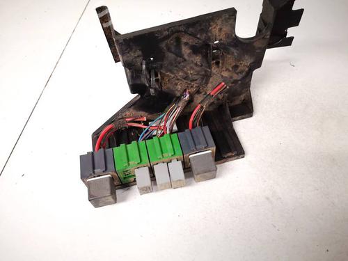 Used Fuse box Fuse box MERCEDES-BENZ VITO Van (W638) 110 D 2.3 (638.074, 638.078) (98 hp) 32928015 32928015