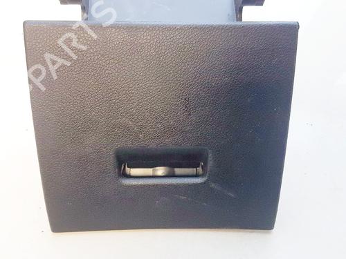 Used Glove box Glove box 35868253 35868253