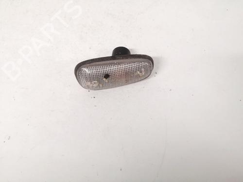 Pisca lateral esquerdo Pisca lateral esquerdo OPEL ZAFIRA A MPV (T98) 2.2 DTI 16V (F75) (125 hp) 35479390 35479390