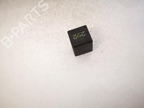 Used Electronic sensor Electronic sensor AUDI 80 B3 Saloon (893, 894, 8A2) 1.6 (70 hp) 32905495 32905495