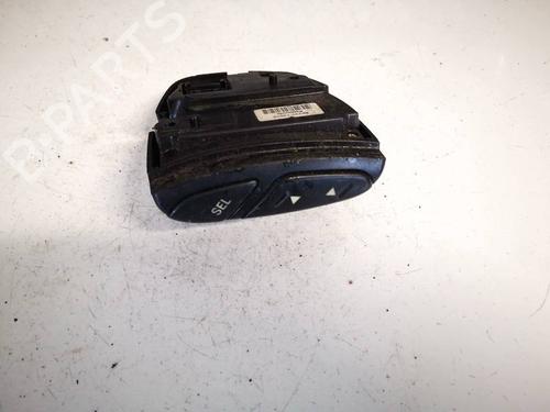 Used Steering wheel controls Steering wheel controls 35157102 35157102