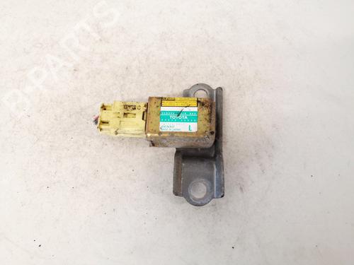 Used Electronic module Electronic module TOYOTA PREVIA II (_R3_) 2.0 D-4D (CLR30_, CLR30R) (116 hp) 32915683 32915683
