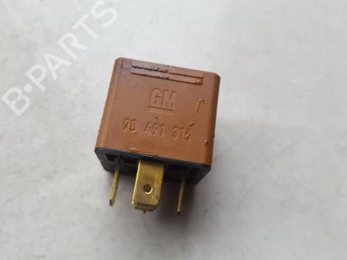 Used Electronic sensor Electronic sensor OPEL VECTRA B Estate (J96) 2.0 DTI 16V (F35) (101 hp) 33516957 33516957