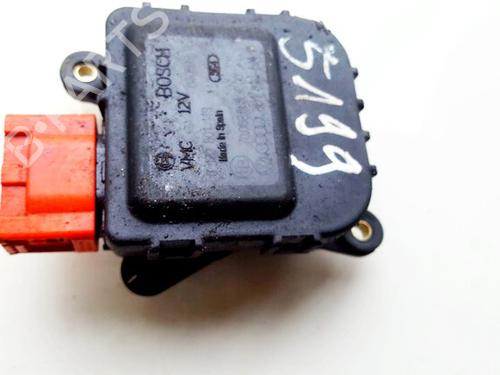 electronic-module-audi-a4-b5-8d2-1994-1995-1996-1997-1998-1999-2000-2001-33519762 main image