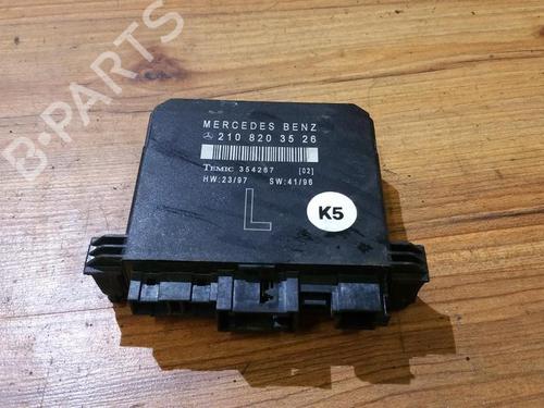 Used Electronic module Electronic module MERCEDES-BENZ E-CLASS (W210) E 290 Turbo-D (210.017) (129 hp) 33479370 33479370