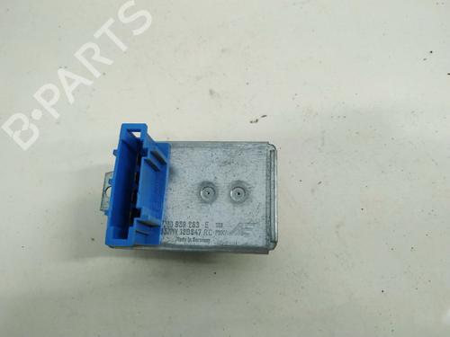 Used Heater resistor Heater resistor SEAT ALHAMBRA (7V8, 7V9) 1.9 TDI (90 hp) 35563457 35563457
