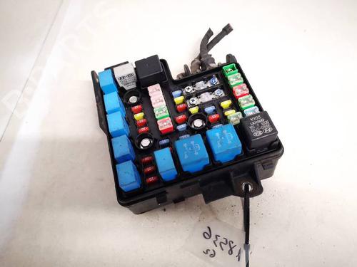 fuse-box-kia-ceed-hatchback-ed-2006-2007-2008-2009-2010-2011-2012-32923724 main image