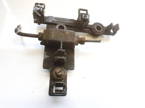 Støtte Støtte CITROËN C5 III (RD_) 2.0 HDi 140 (RDRHF8, RDRHFA, RDRHA8, RDRHAJ) (140 hp) 33999829 33999829